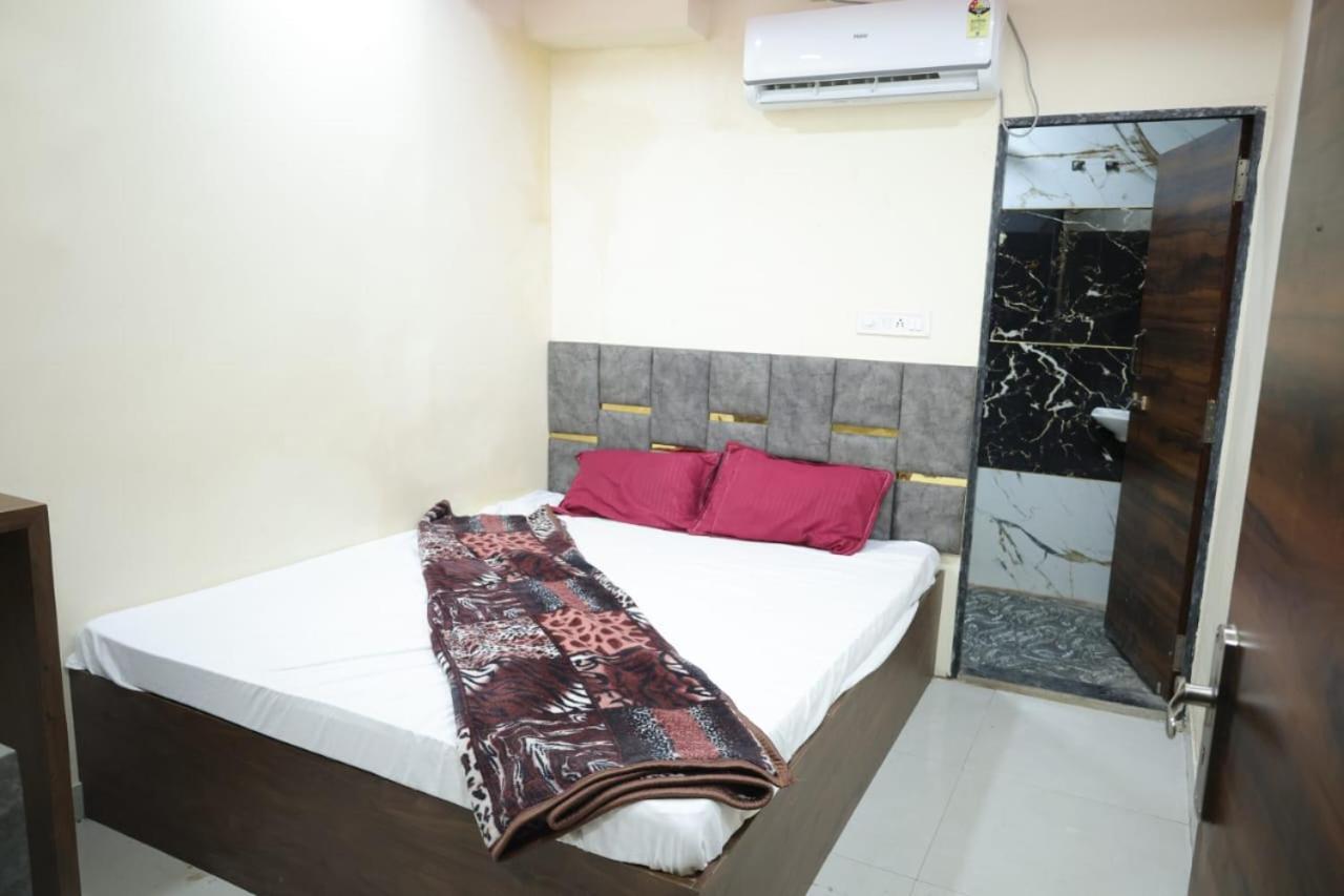 Hotel Shree Kalbhairav Kripa Ujjain Bagian luar foto
